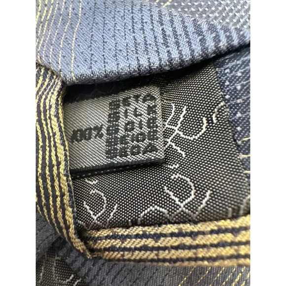 TINO COSMA Mens Silk Necktie, Made in Italy, Abstract Tan and Gray Striped Tie - Picture 3 of 3